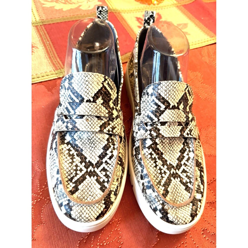 Vionic Sz 9.5 Uptown Slip On Loafer Neutral Leather Snakeskin Womens Shoes